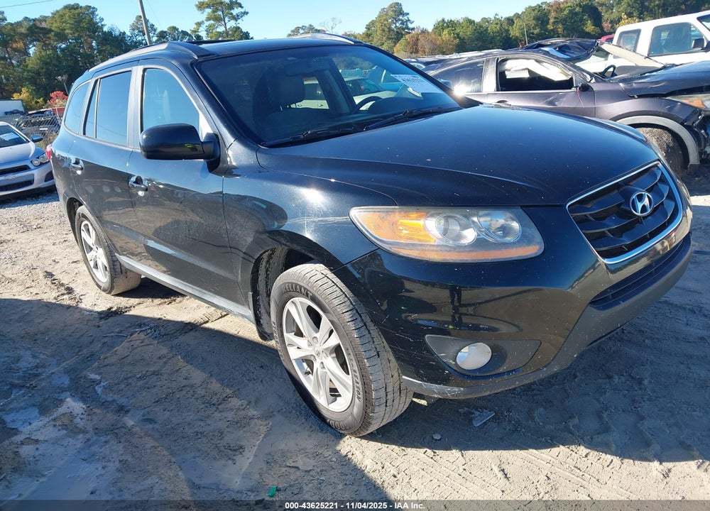2011 HYUNDAI SANTA FE SE VIN: 5XYZHDAG8BG057160