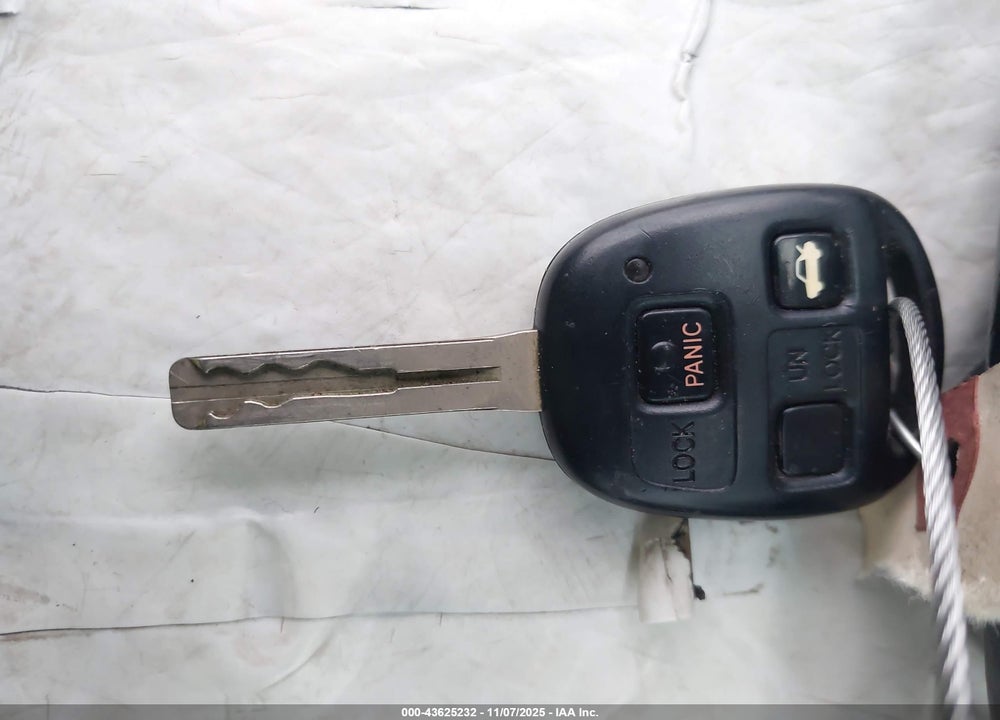 2006 LEXUS ES 330 VIN: JTHBA30G165162895