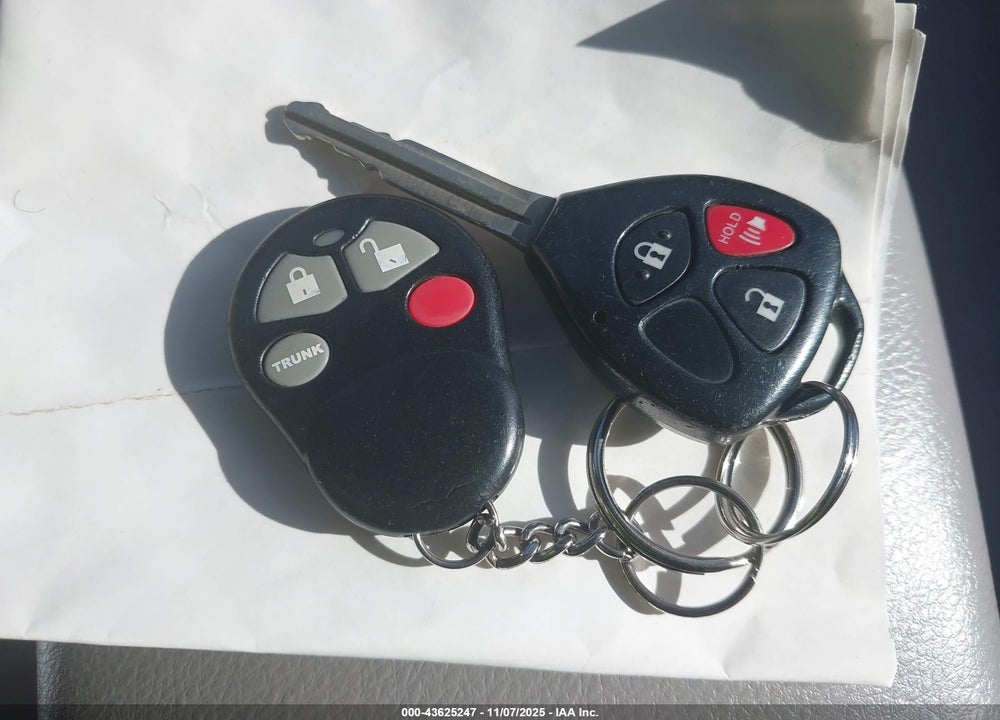 2008 TOYOTA RAV4 VIN: JTMBD35V085200040