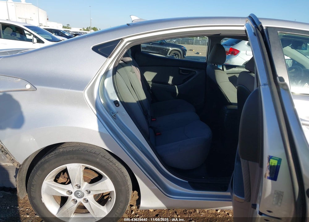 2011 HYUNDAI ELANTRA GLS (ULSAN PLANT) VIN: KMHDH4AE0BU119489