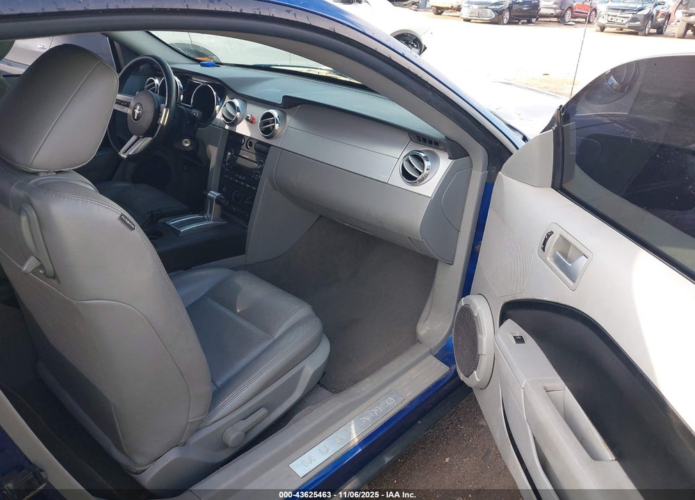 2009 FORD MUSTANG V6/V6 PREMIUM VIN: 1ZVHT80N995135396