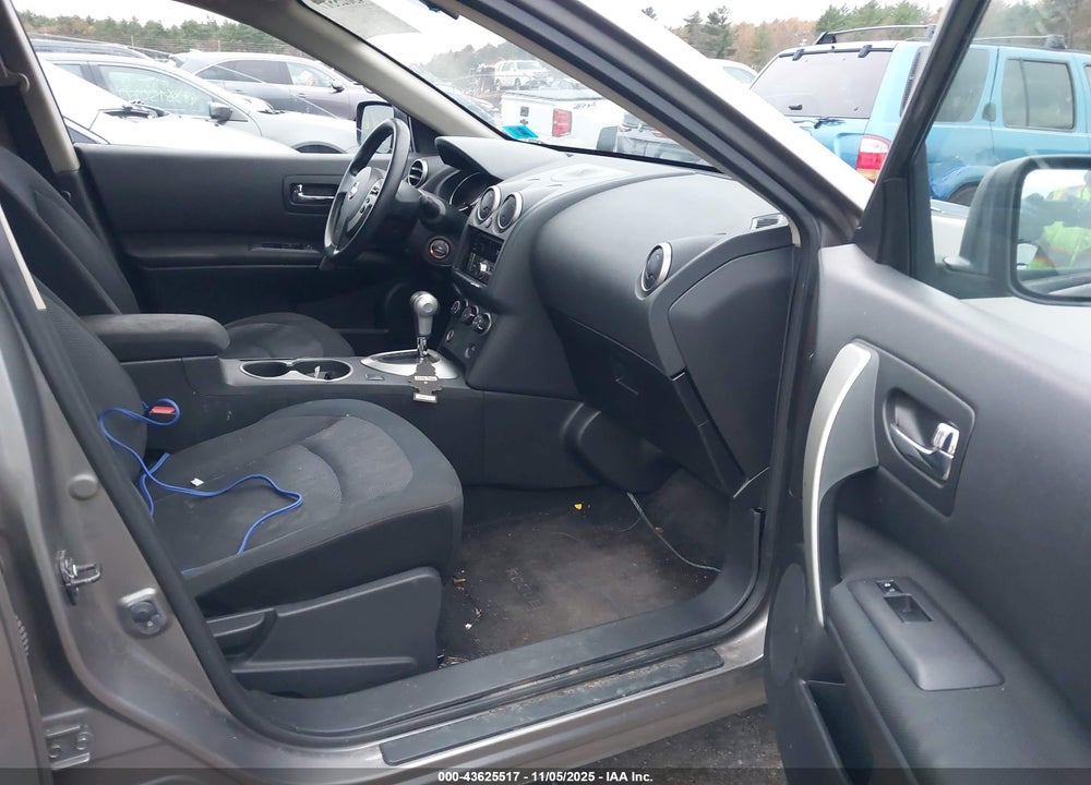 2013 NISSAN ROGUE S VIN: JN8AS5MV0DW662928