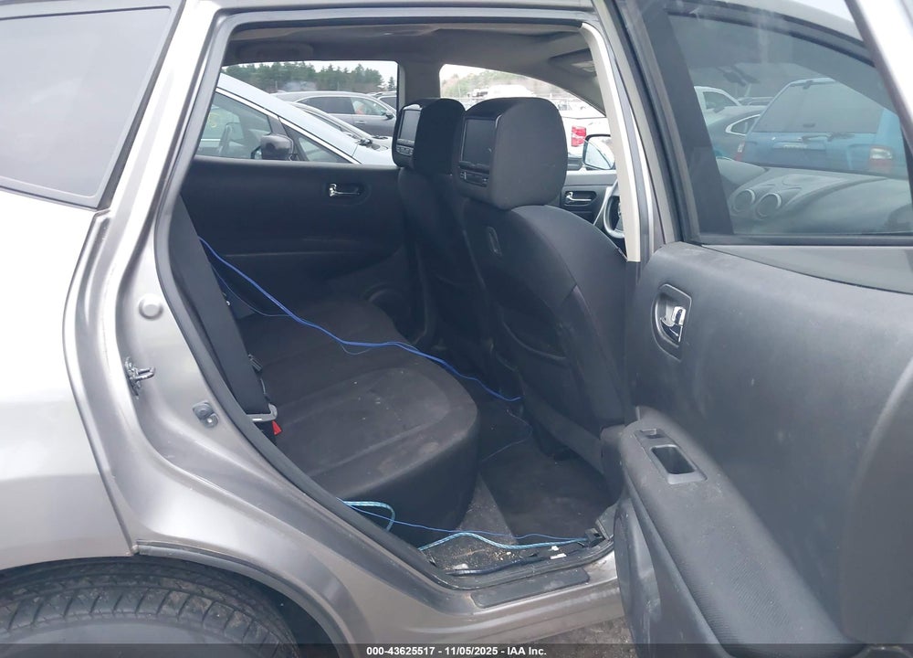 2013 NISSAN ROGUE S VIN: JN8AS5MV0DW662928