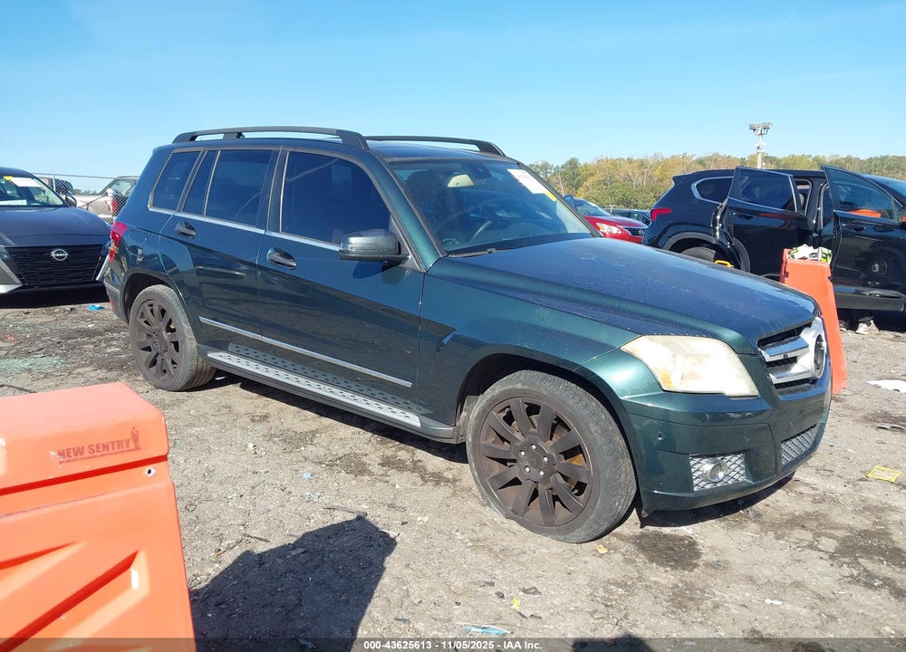 2010 MERCEDES-BENZ GLK 350 4MATIC VIN: WDCGG8HB1AF257224