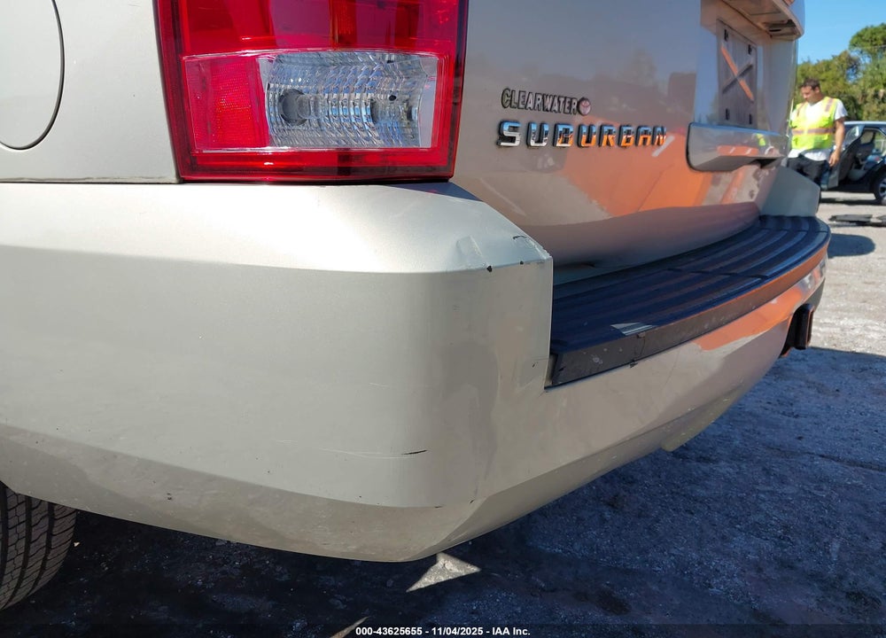 2007 CHEVROLET SUBURBAN 1500 VIN: 1GNFC16J07R250729