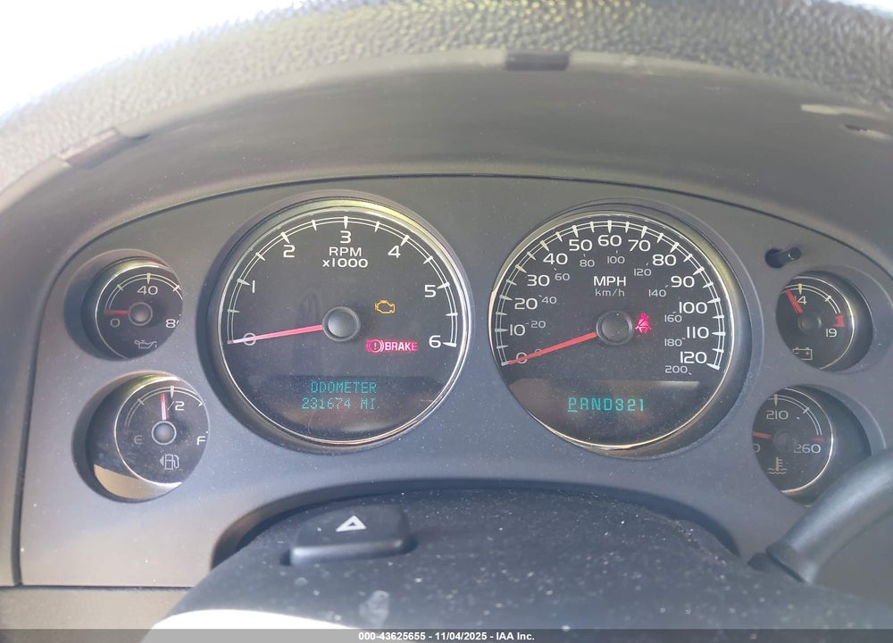 2007 CHEVROLET SUBURBAN 1500 VIN: 1GNFC16J07R250729