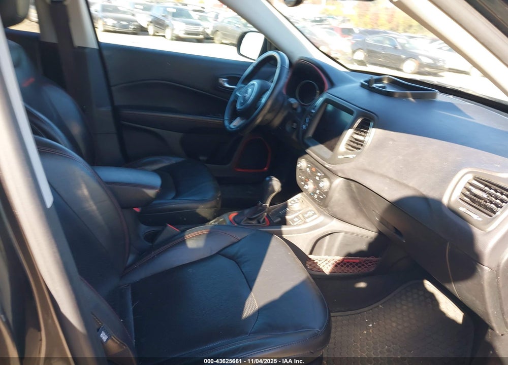 2018 JEEP COMPASS TRAILHAWK 4X4 VIN: 3C4NJDDB4JT169724