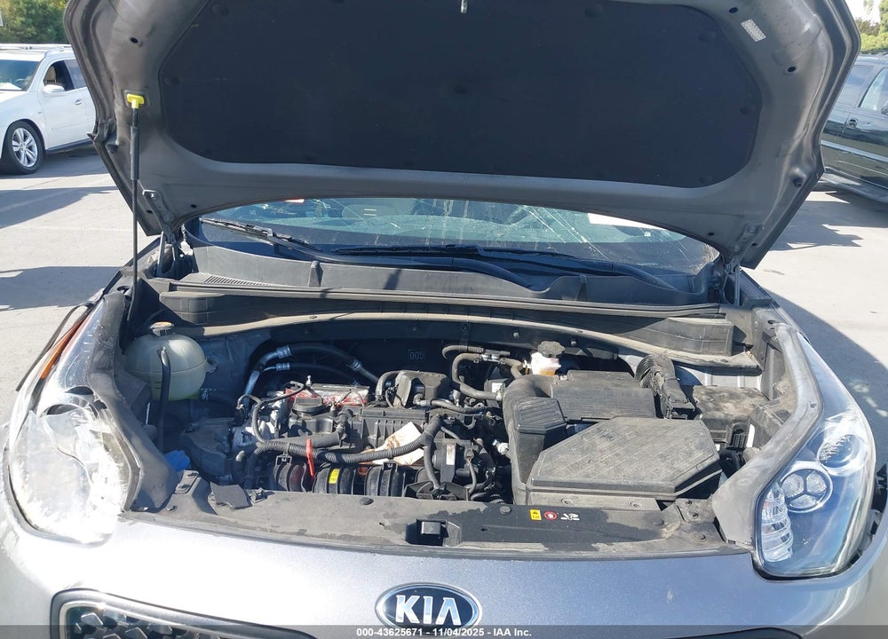 2018 KIA SPORTAGE LX VIN: KNDPM3AC9J7335781