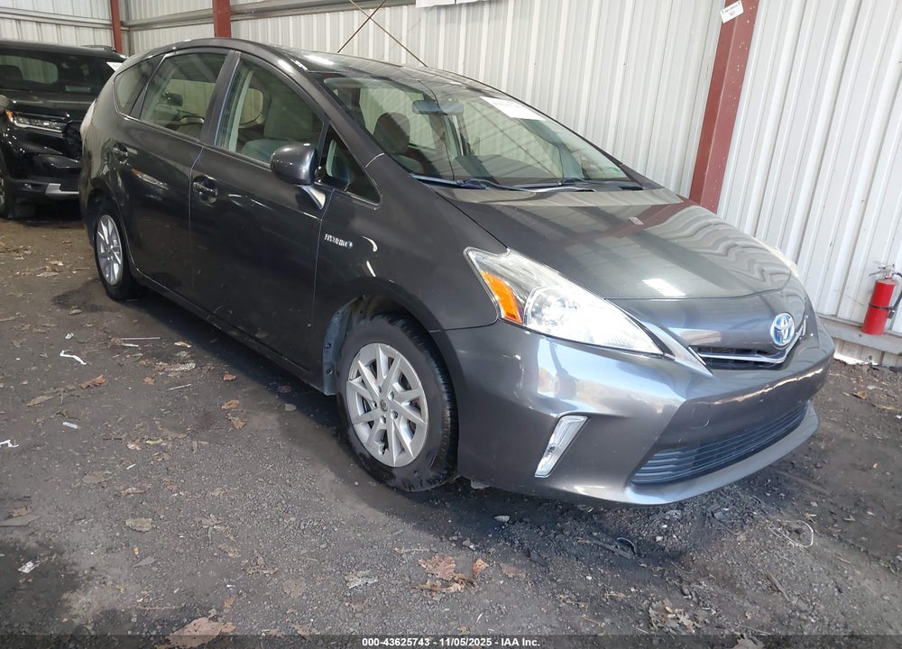 2014 TOYOTA PRIUS V TWO VIN: JTDZN3EU4EJ015429