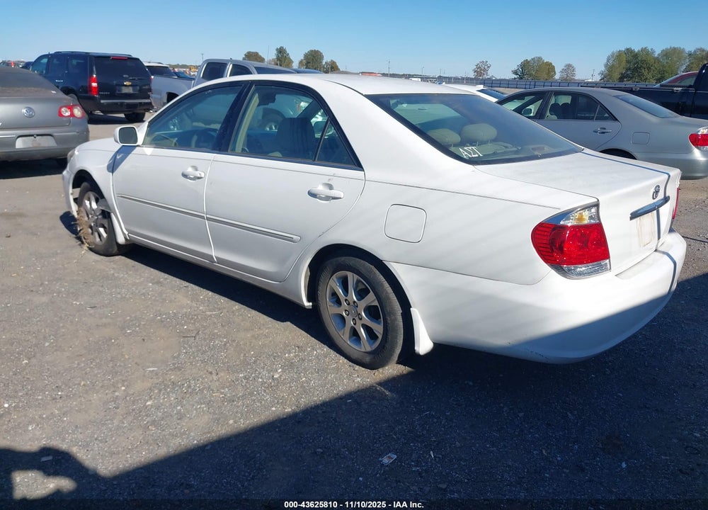 2005 TOYOTA CAMRY XLE V6 VIN: 4T1BF32K05U092794