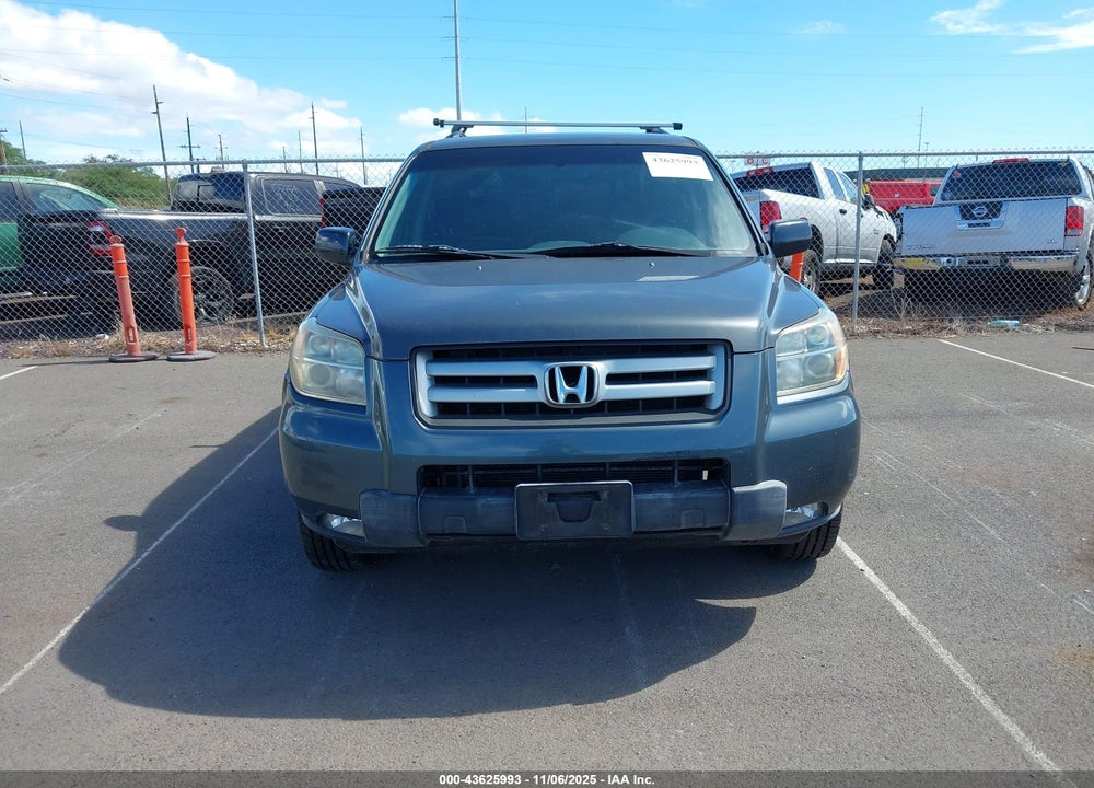 2006 HONDA PILOT VIN: 2HKYF18496H537590