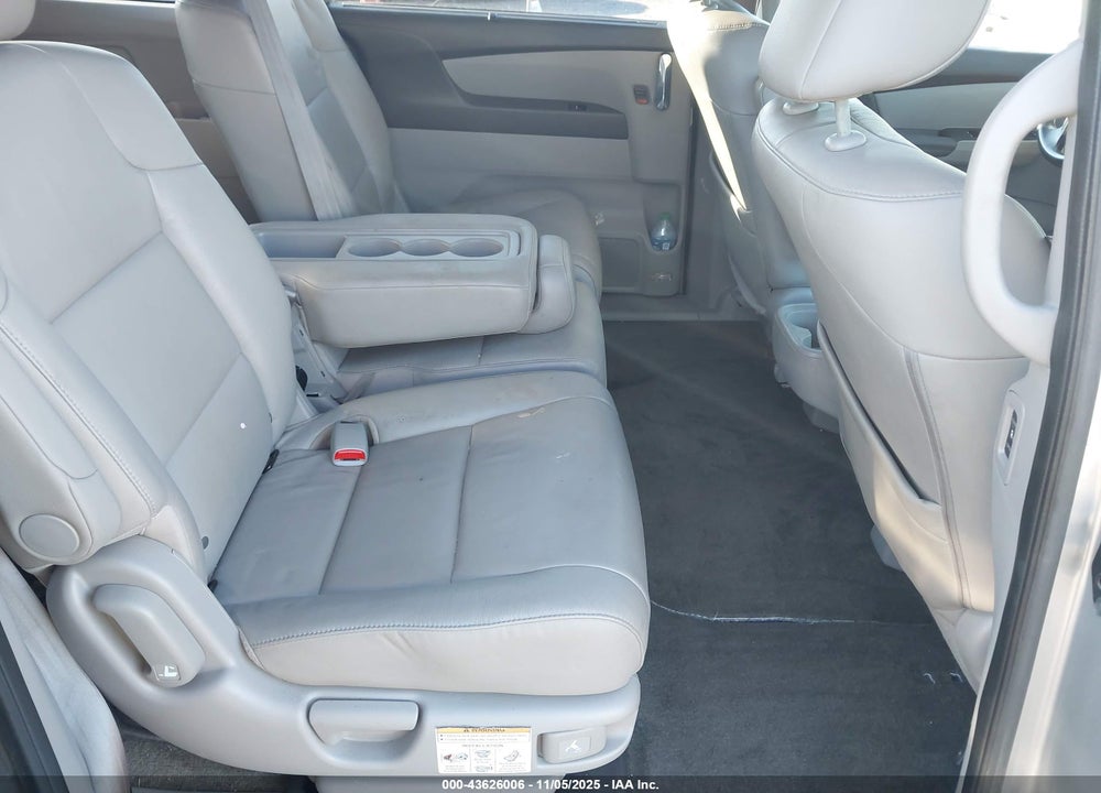 2016 HONDA ODYSSEY EX-L VIN: 5FNRL5H69GB023695
