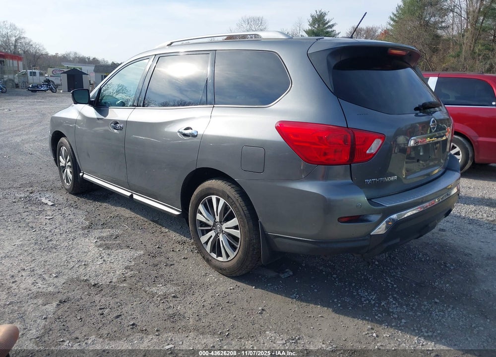 2018 NISSAN PATHFINDER VIN: 5N1DR2MM0JC657313