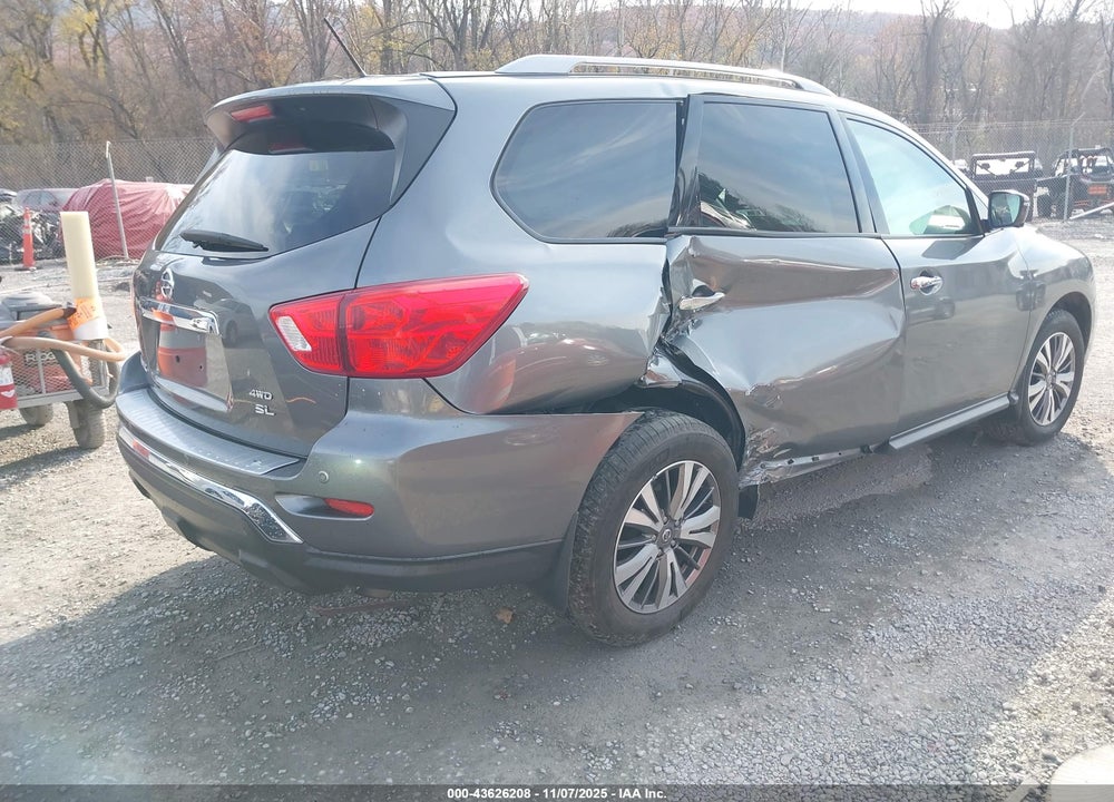2018 NISSAN PATHFINDER VIN: 5N1DR2MM0JC657313