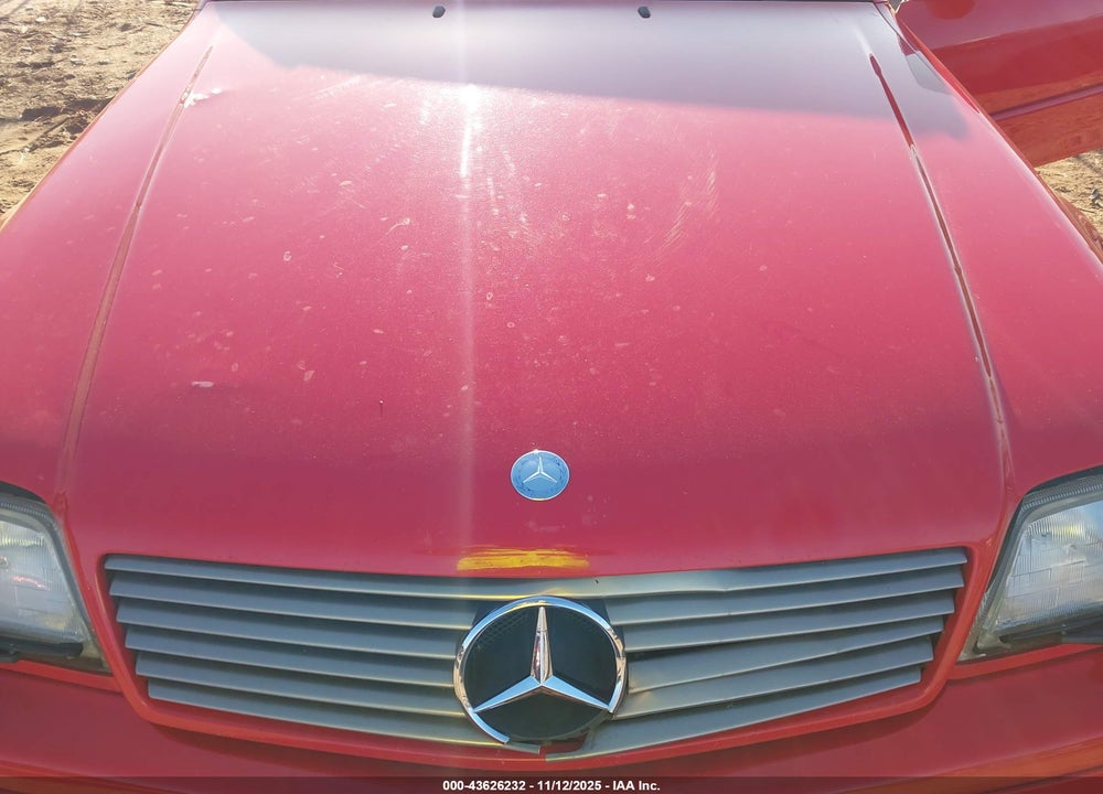 2000 MERCEDES-BENZ SL 500 VIN: WDBFA68F7YF190261