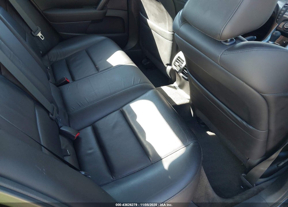 2010 ACURA TL 3.5 VIN: 19UUA8F27AA027585