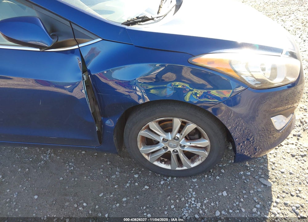 2013 HYUNDAI ELANTRA GT VIN: KMHD35LE8DU083331