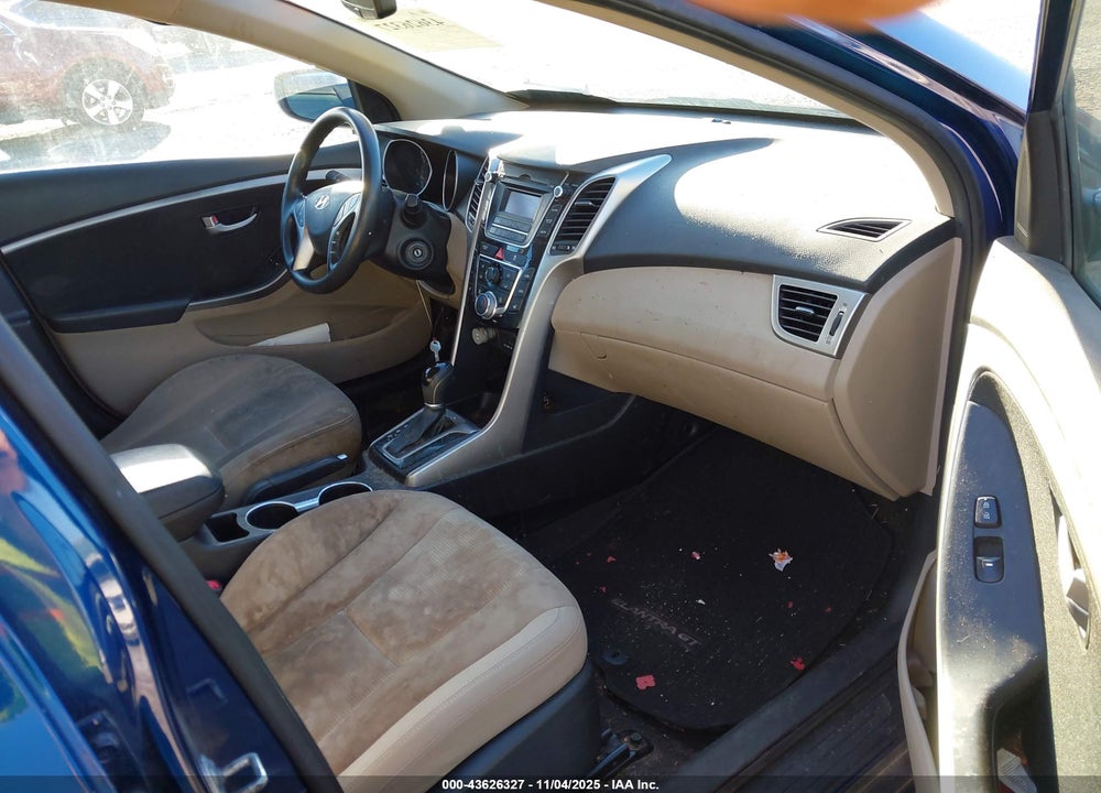 2013 HYUNDAI ELANTRA GT VIN: KMHD35LE8DU083331