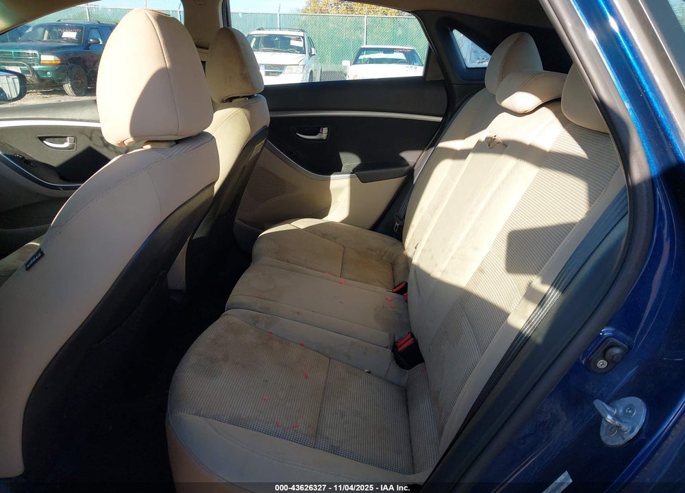 2013 HYUNDAI ELANTRA GT VIN: KMHD35LE8DU083331