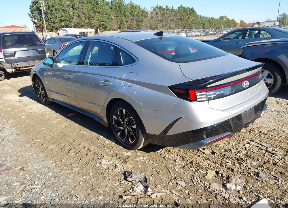 2024 HYUNDAI SONATA VIN: KMHL64JA4RA372664