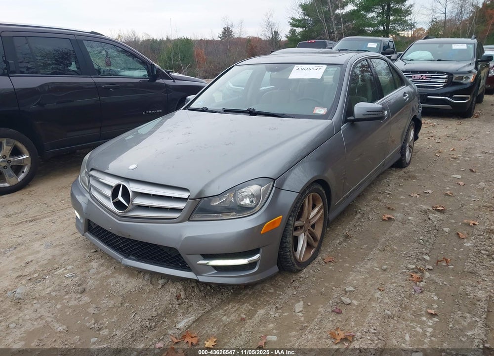 2012 MERCEDES-BENZ C 300 SPORT 4MATIC VIN: WDDGF8BBXCR236221
