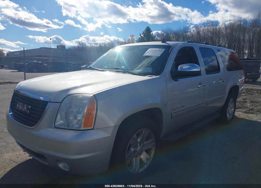 2011 GMC YUKON XL 1500 SLT VIN: 1GKS2KE39BR310975