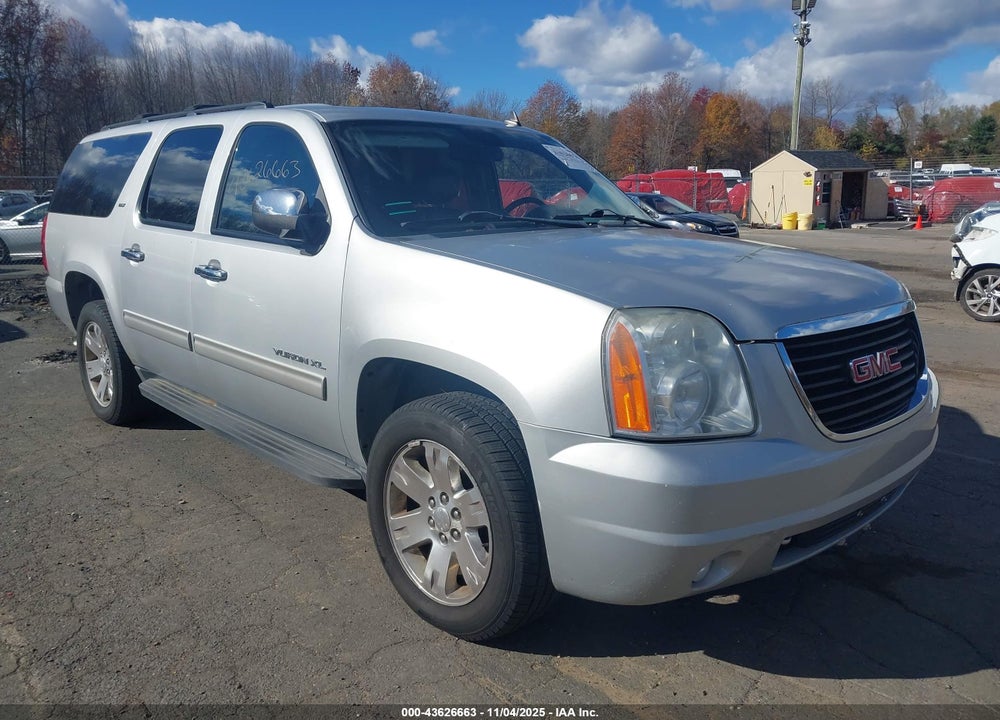2011 GMC YUKON XL 1500 SLT VIN: 1GKS2KE39BR310975