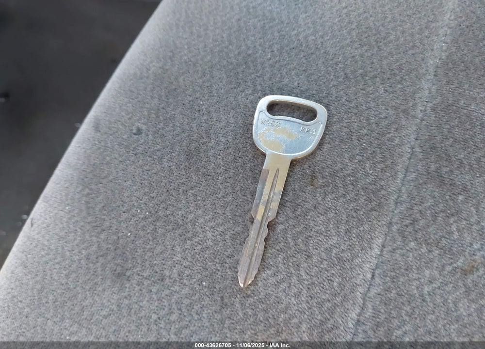 2000 KIA SEPHIA LS/LS W/POWER PKG VIN: KNAFB1210Y5815410