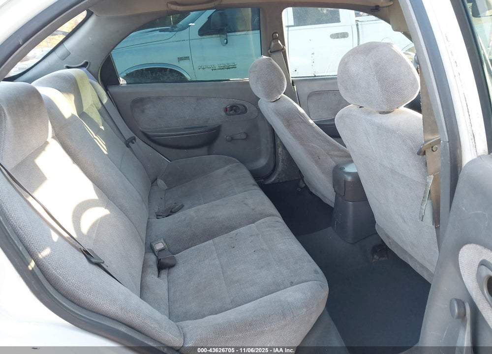 2000 KIA SEPHIA LS/LS W/POWER PKG VIN: KNAFB1210Y5815410