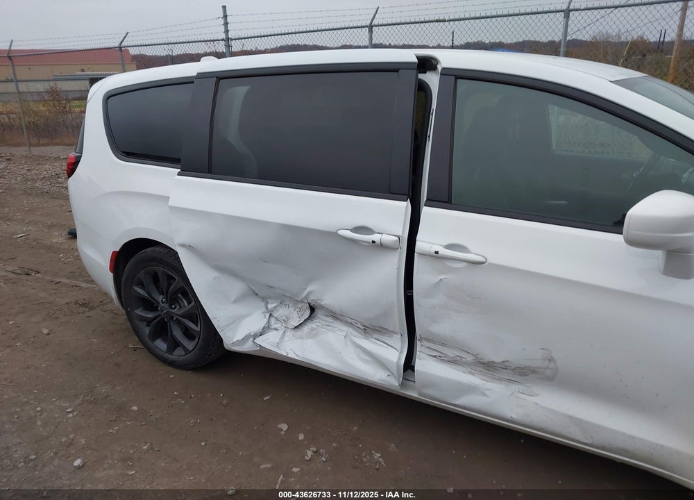 2019 CHRYSLER PACIFICA TOURING PLUS VIN: 2C4RC1FG7KR506135