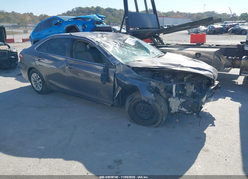 2017 TOYOTA CAMRY LE VIN: 4T1BF1FK7HU324732