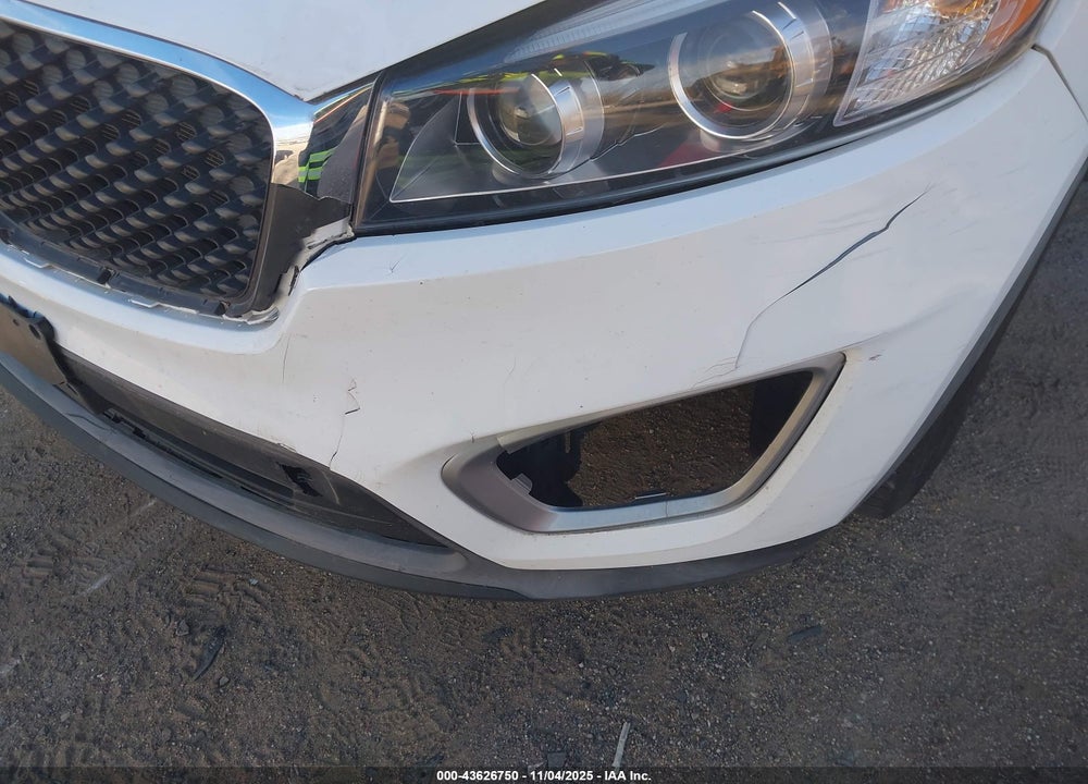 2017 KIA SORENTO VIN: 5XYPGDA51HG313379