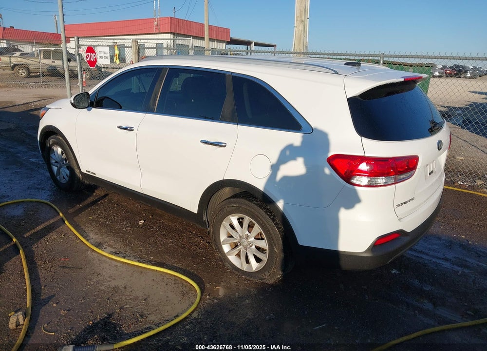 2016 KIA SORENTO 3.3L LX VIN: 5XYPGDA50GG139822