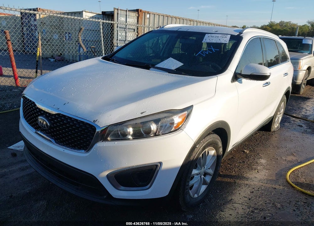 2016 KIA SORENTO 3.3L LX VIN: 5XYPGDA50GG139822