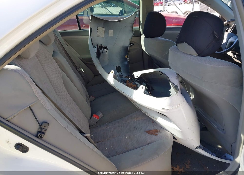 2011 TOYOTA CAMRY VIN: 4T1BF3EK8BU656019