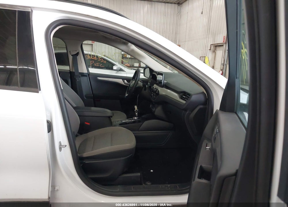 2020 FORD ESCAPE SE VIN: 1FMCU9G6XLUC68935