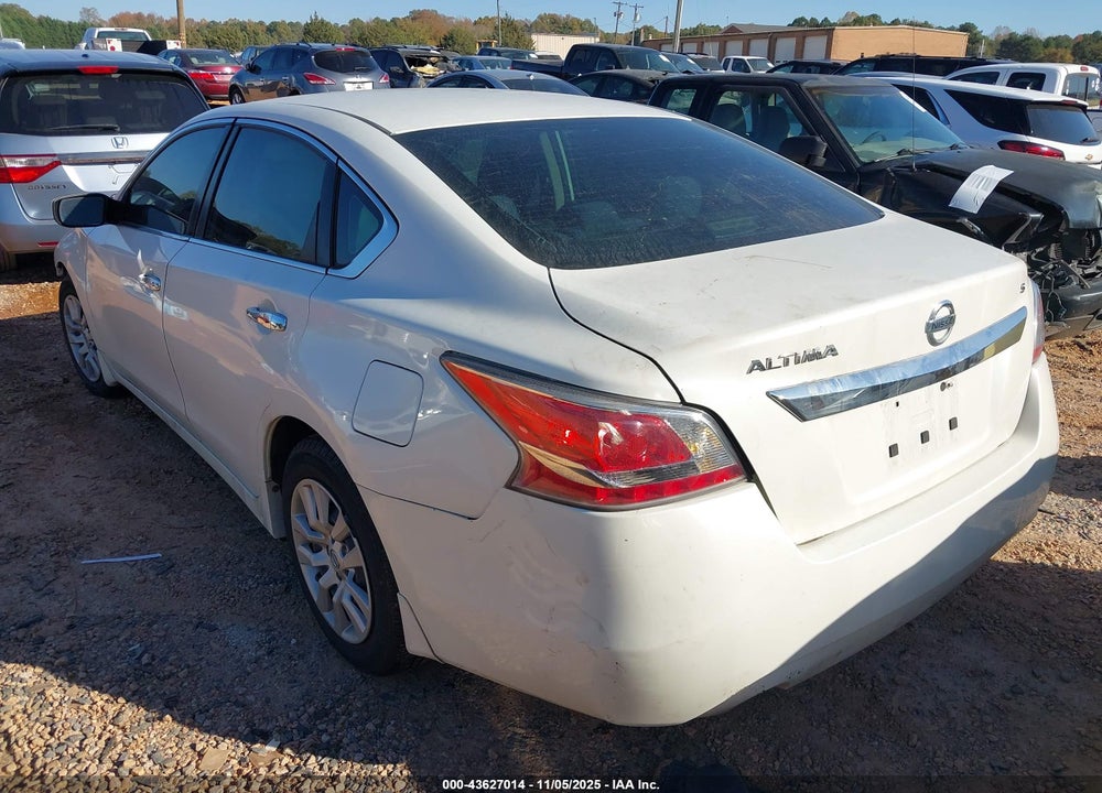 2015 NISSAN ALTIMA VIN: 1N4AL3AP9FC168676