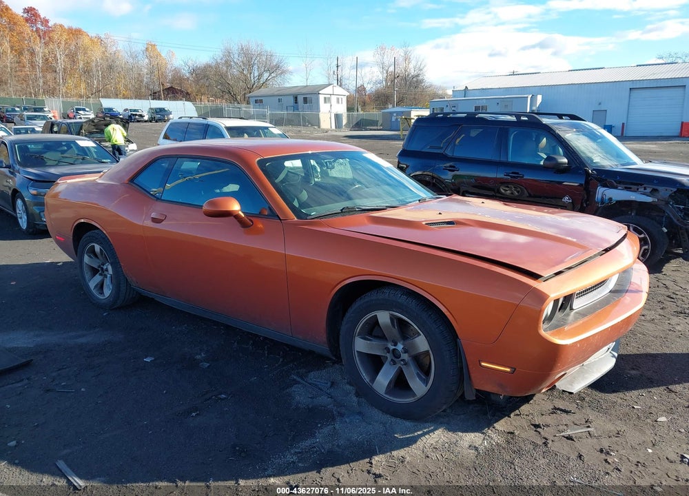 2011 DODGE CHALLENGER VIN: 2B3CJ4DG6BH596692