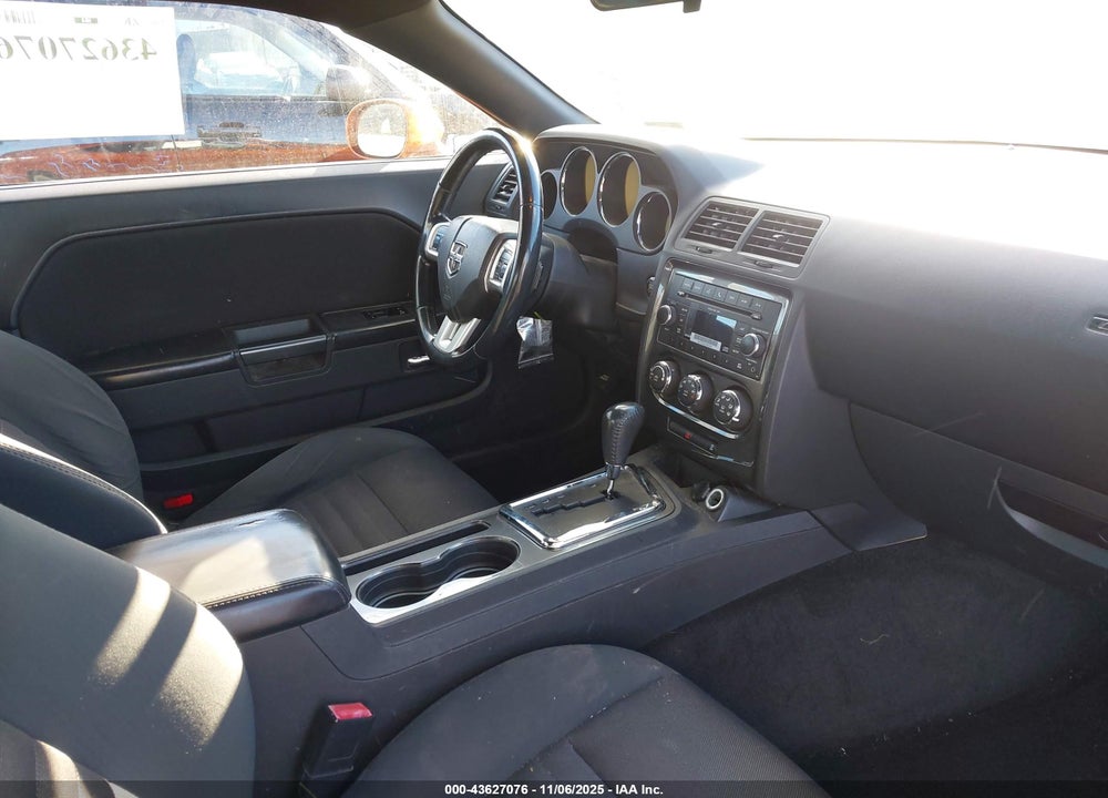 2011 DODGE CHALLENGER VIN: 2B3CJ4DG6BH596692