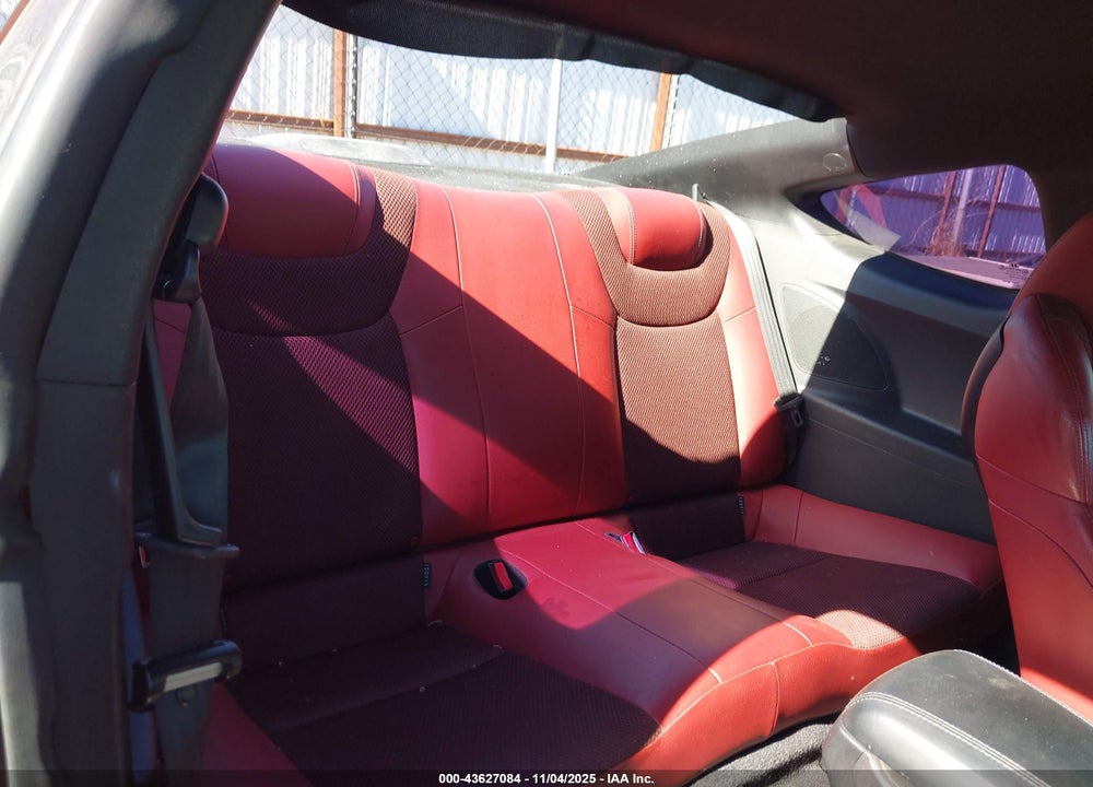 2013 HYUNDAI GENESIS 3.8 R-SPEC VIN: KMHHU6KJ3DU084938