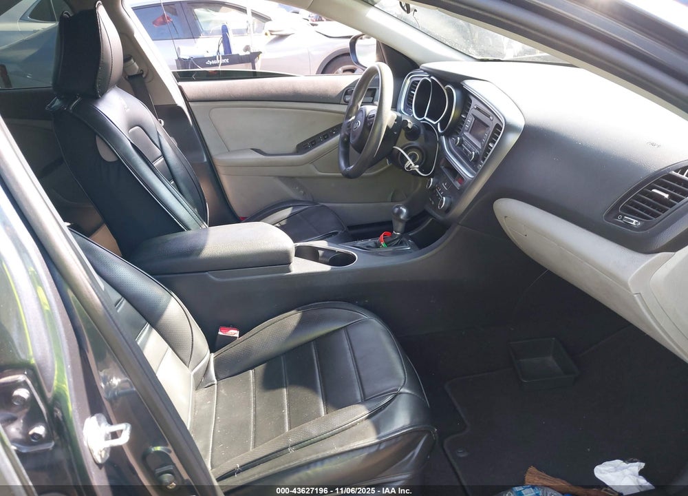 2015 KIA OPTIMA LX VIN: KNAGM4A77F5579129