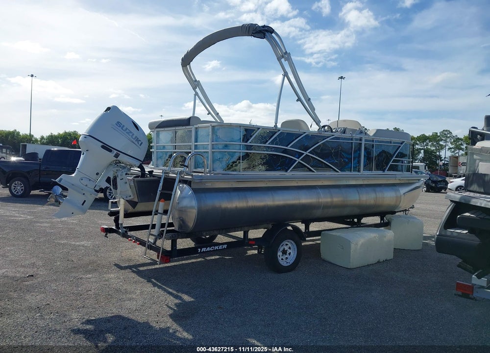 2024 SYLVAN PONTOON VIN: SYL9826OH324