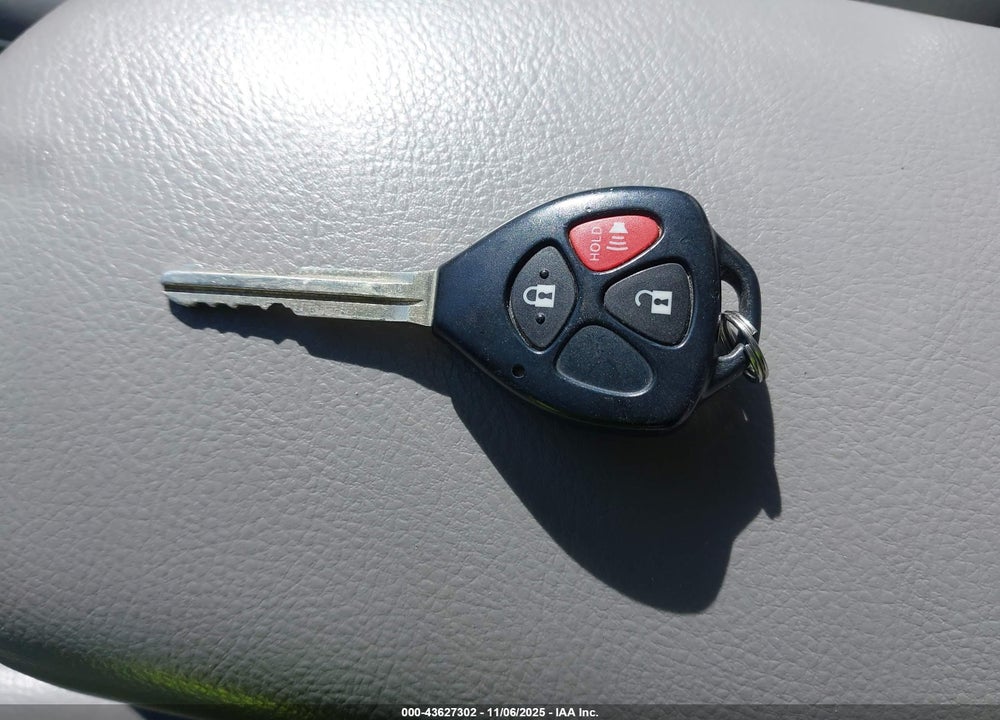 2007 TOYOTA RAV4 VIN: JTMZK31V075006651