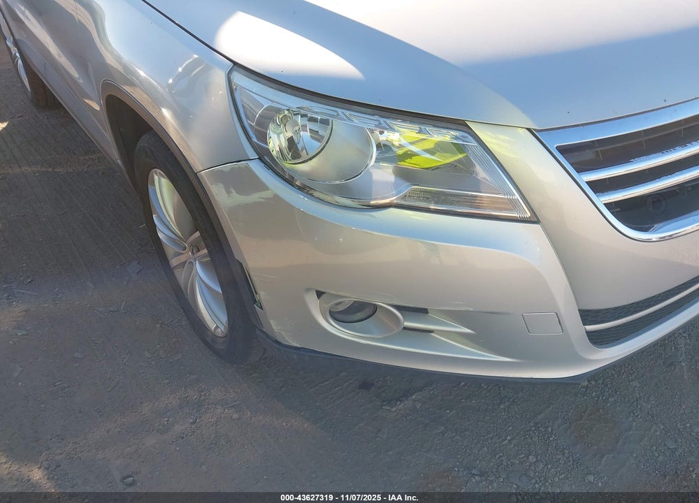 2010 VOLKSWAGEN TIGUAN WOLFSBURG EDITION VIN: WVGBV7AX2AW520869