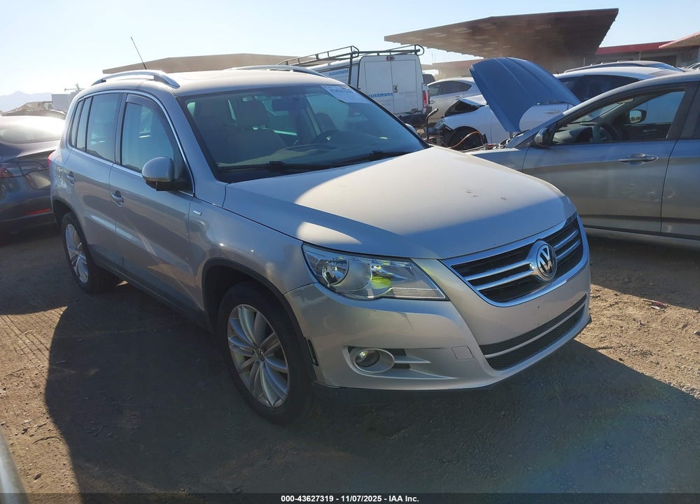 2010 VOLKSWAGEN TIGUAN WOLFSBURG EDITION VIN: WVGBV7AX2AW520869