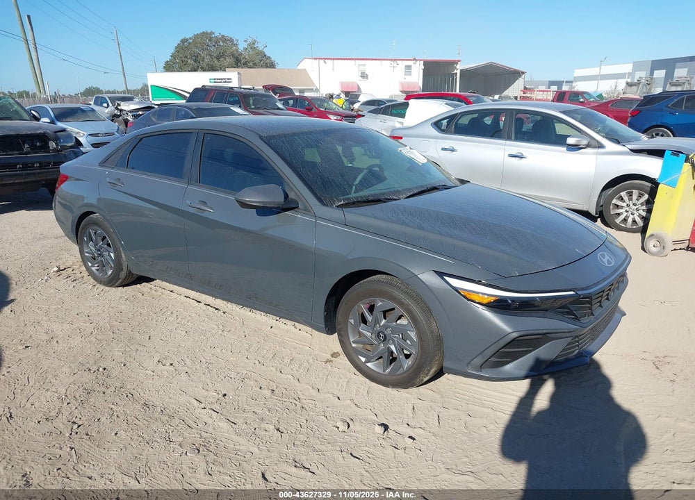 2024 HYUNDAI ELANTRA SEL VIN: KMHLM4DG6RU680035