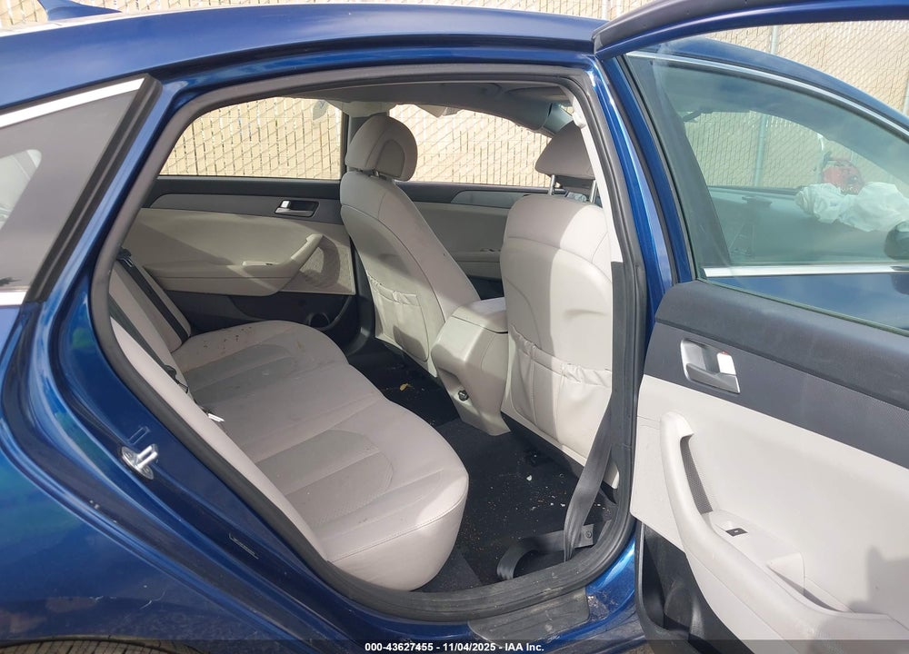 2017 HYUNDAI SONATA VIN: 5NPE24AF9HH542979