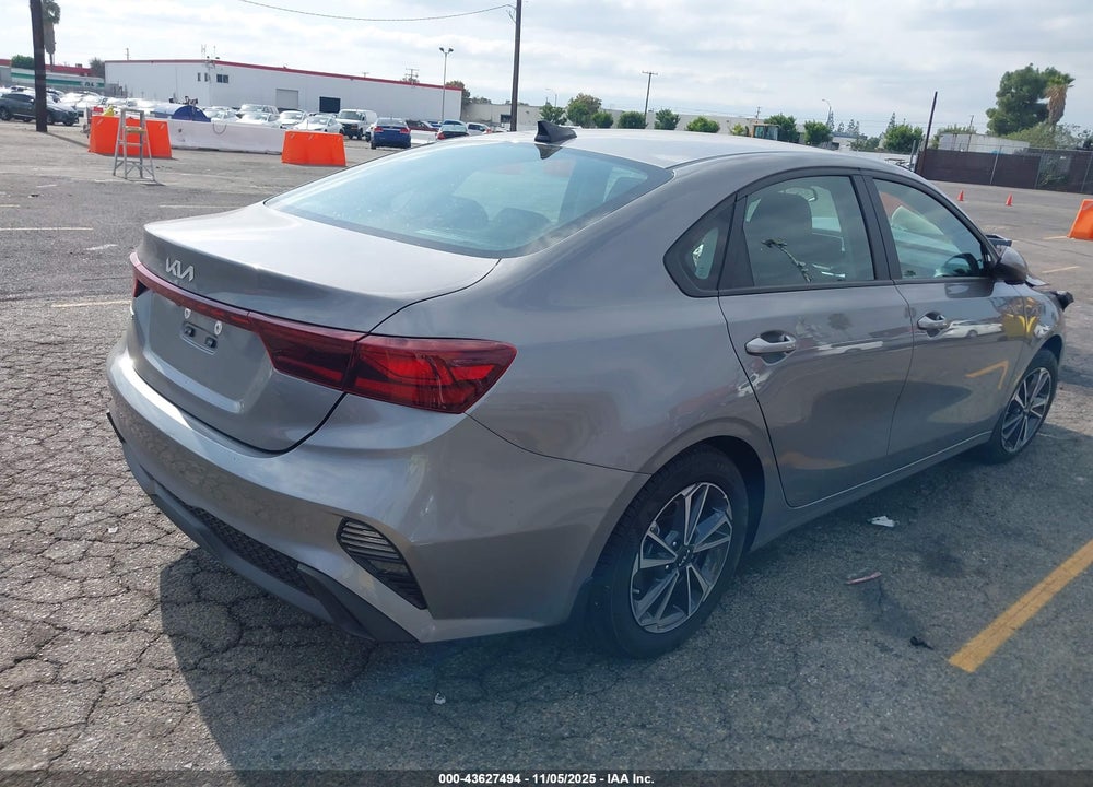2024 KIA FORTE LXS VIN: 3KPF24AD0RE725647