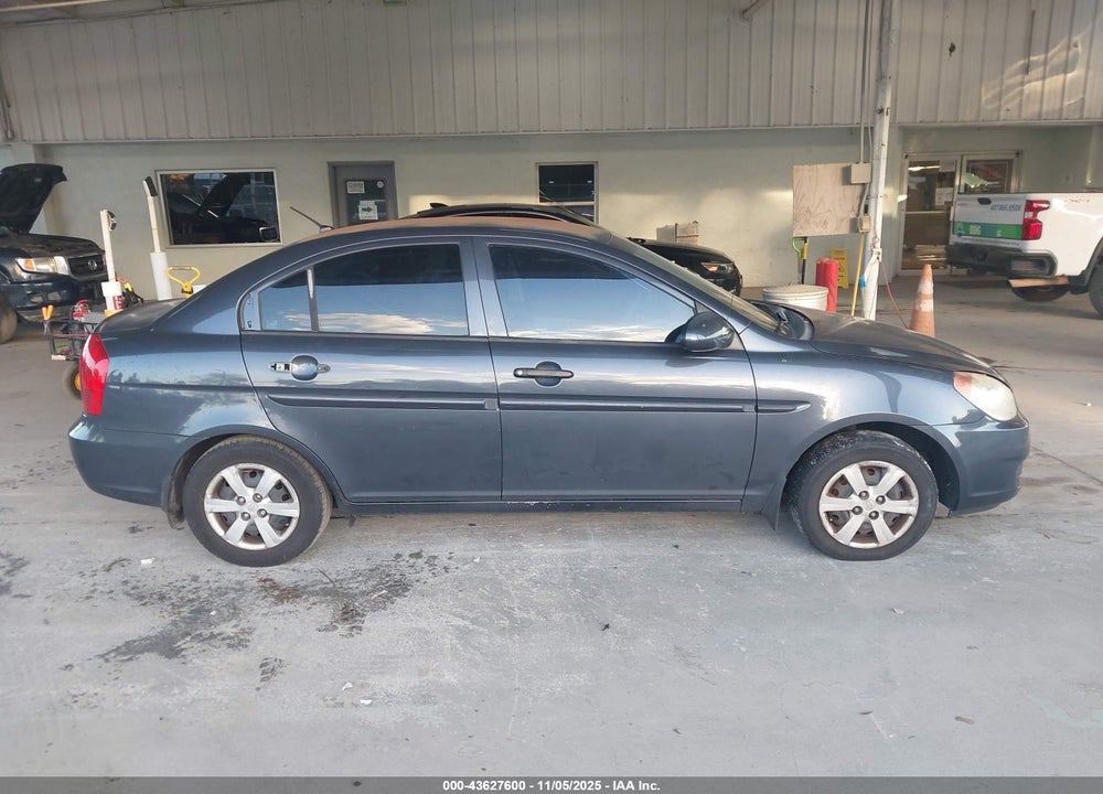 2008 HYUNDAI ACCENT GLS VIN: KMHCN46C28U197762