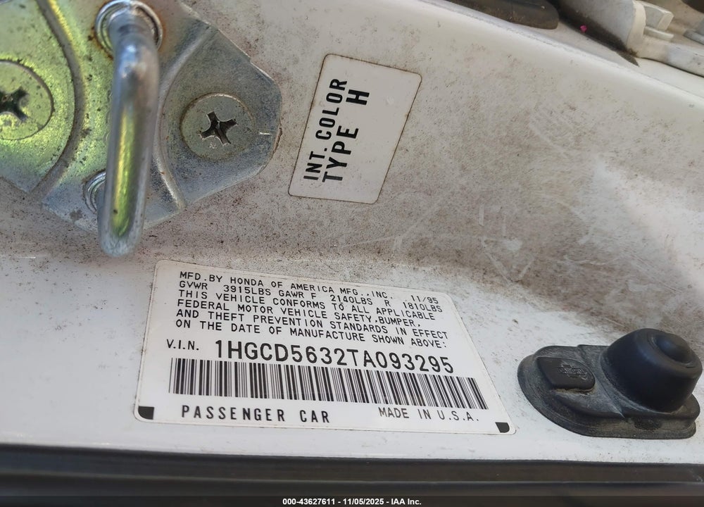 1996 HONDA ACCORD LX/EX VIN: 1HGCD5632TA093295